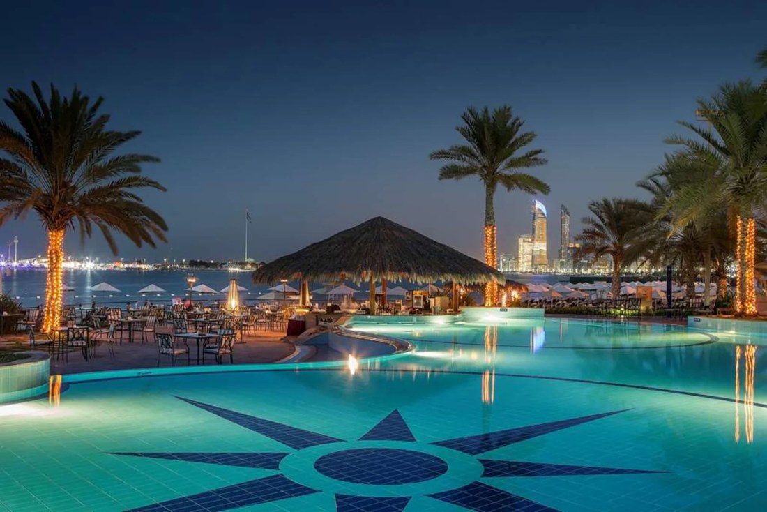Radisson Blu Hotel & Resort, Abu Dhabi Corniche — property photograph